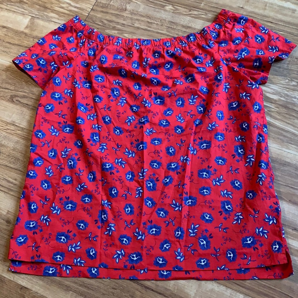 Banana Republic off the shoulder cotton top